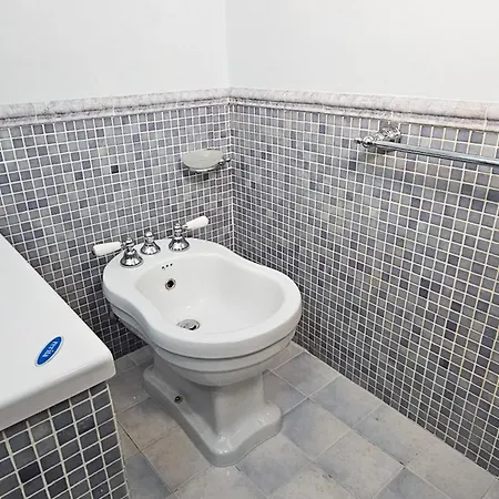 Comfort House Apartment *